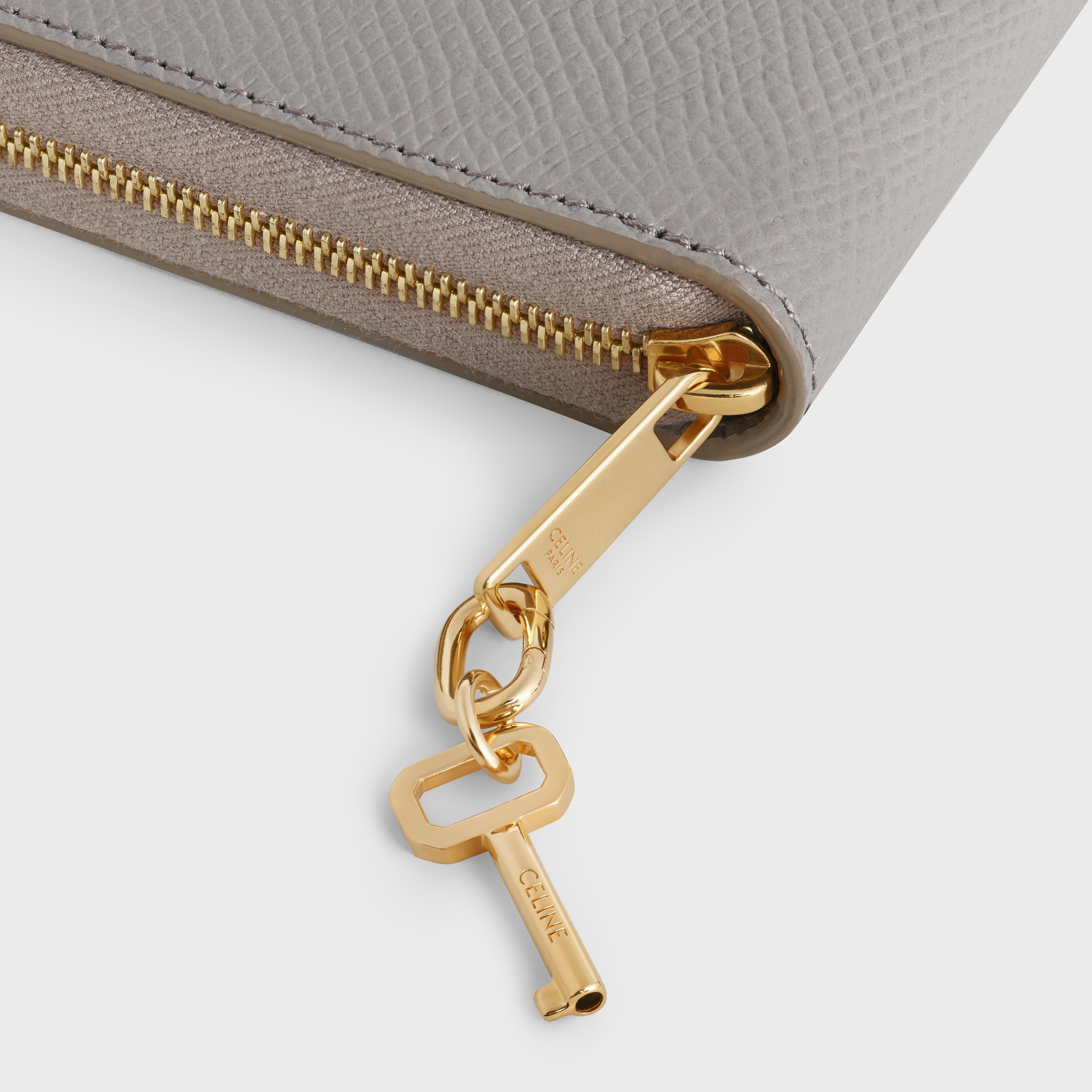 KEY CHARM in Brass - 2