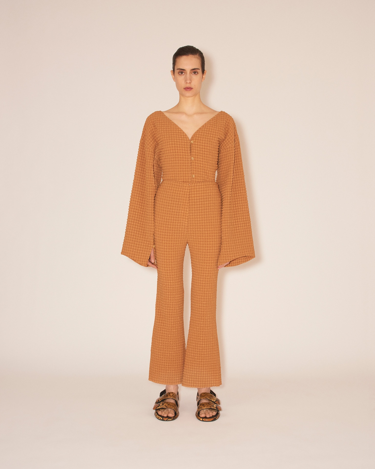 TESA - Slim leg cropped kick flare seersucker trouser - Camel - 2