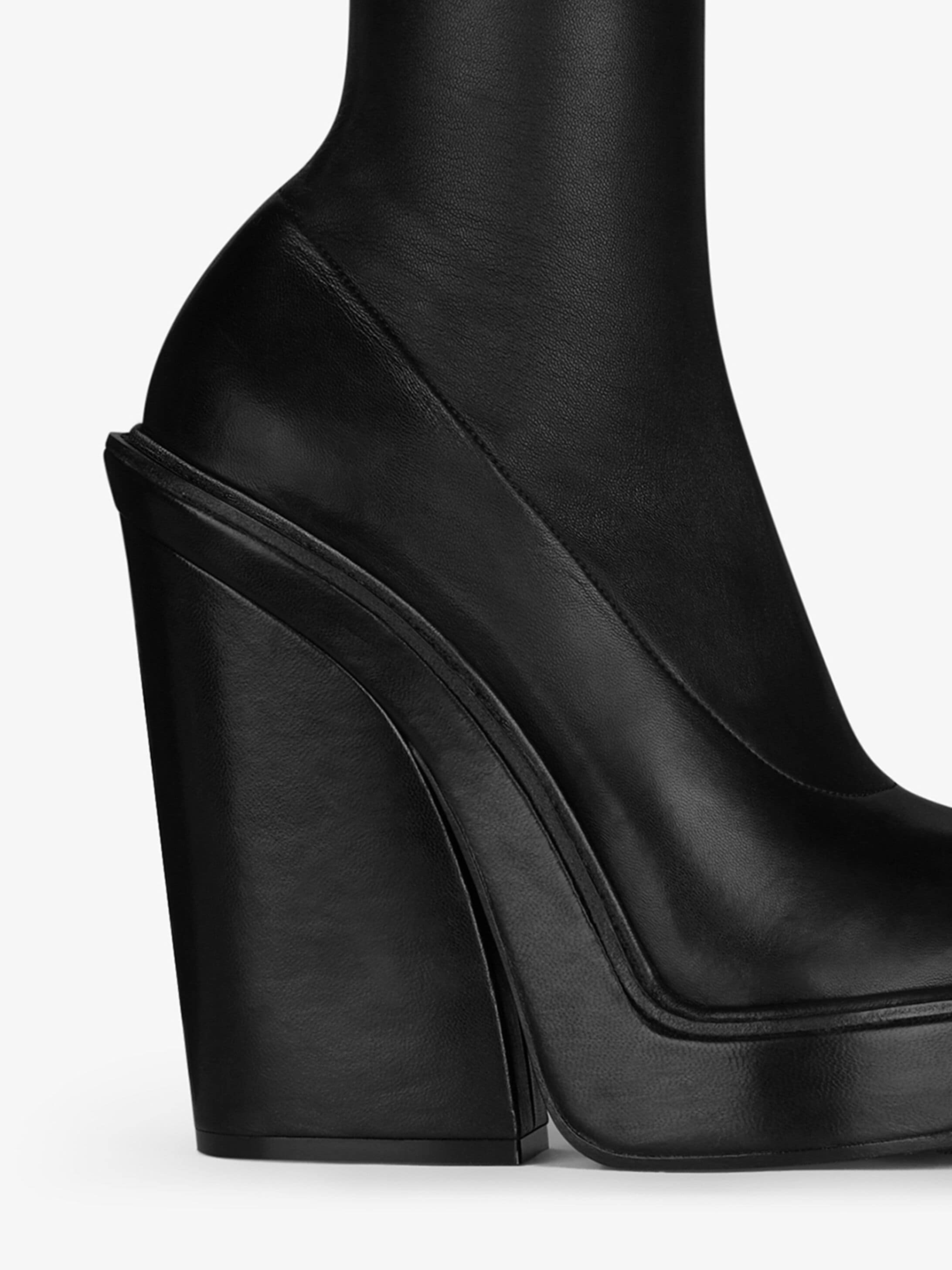 BOOTS IN STRETCH LEATHER - 4