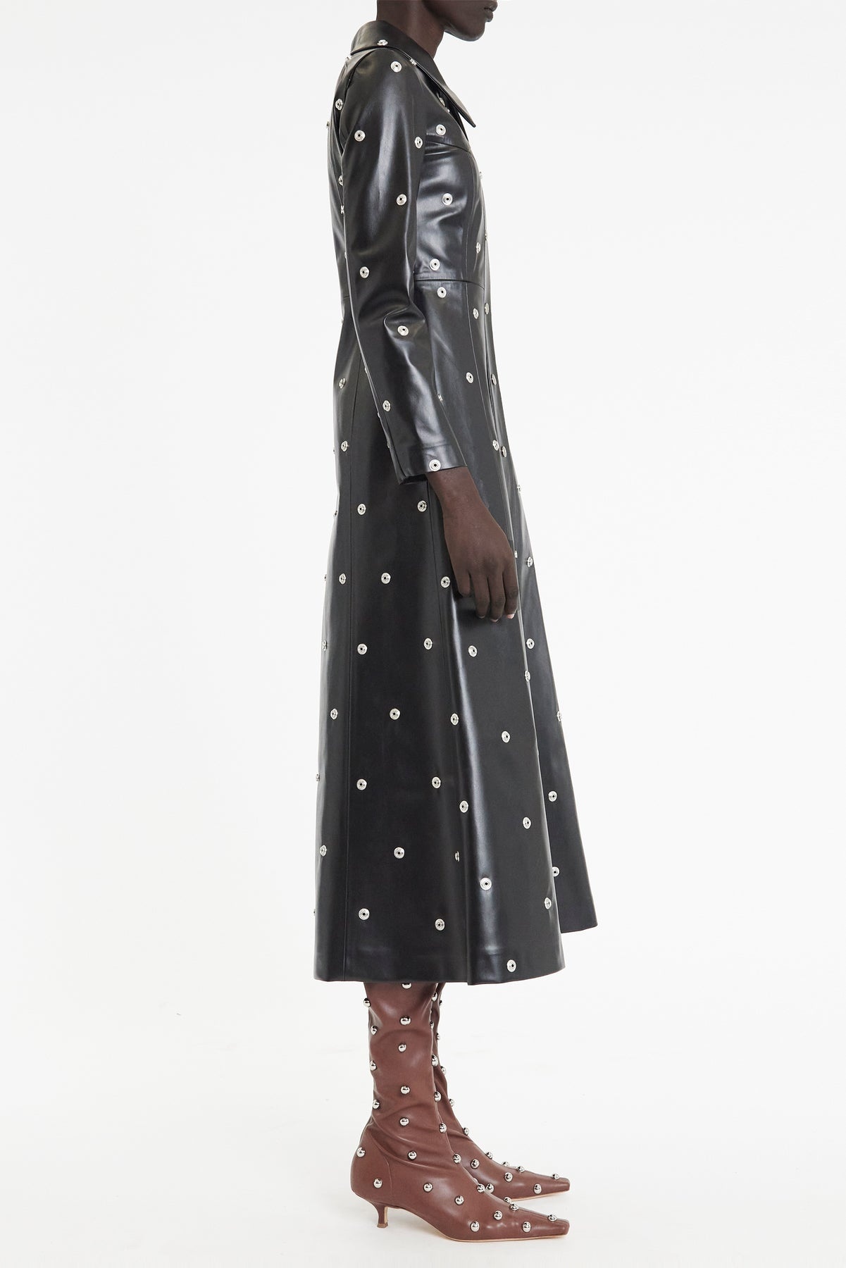 FLARED FITTED COAT COVERED IN STUDS BLACK - 4