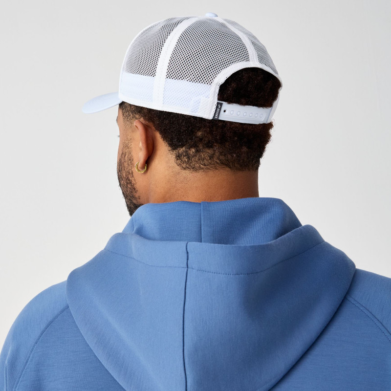 BROOKS Surge Trucker Hat outlook