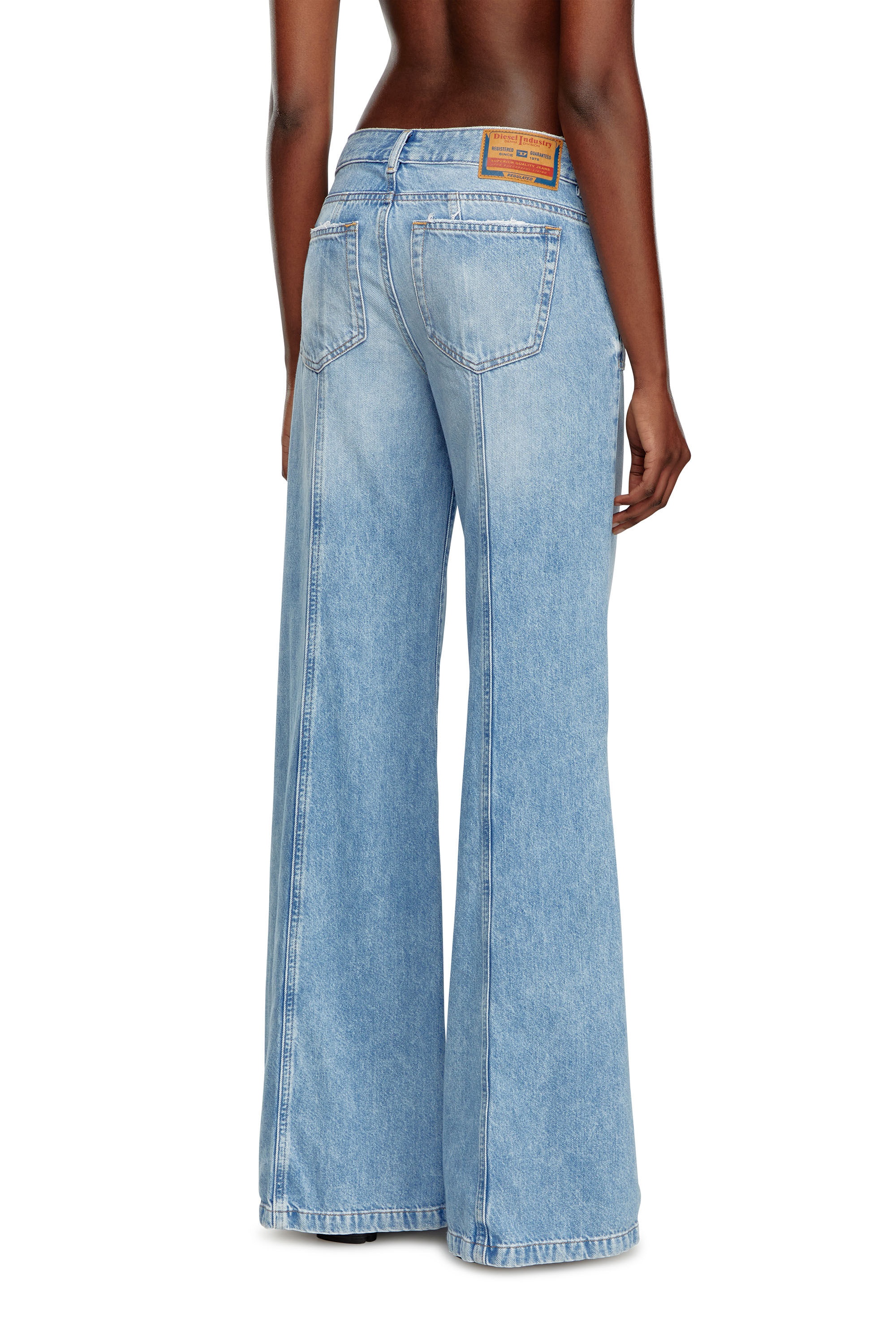 BOOTCUT AND FLARE JEANS D-AKII 09J88 - 5