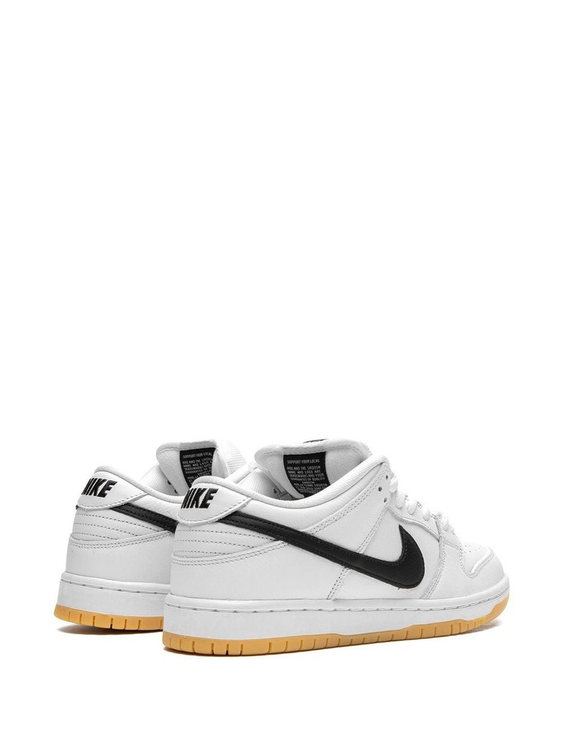 Nike SB Dunk Low "White Gum" sneakers outlook