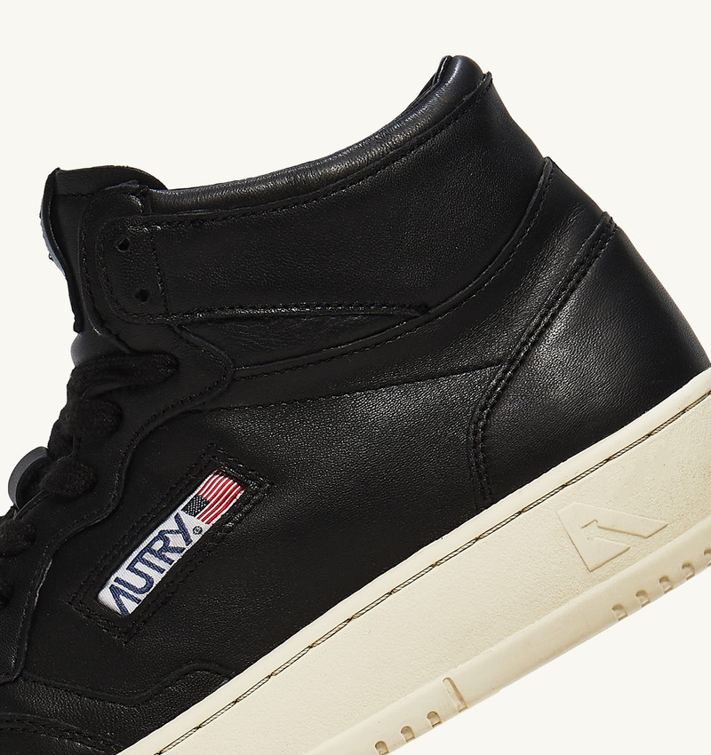 MEDALIST MID SNEAKERS IN SUPER-SOFT BLACK NAPPA 6