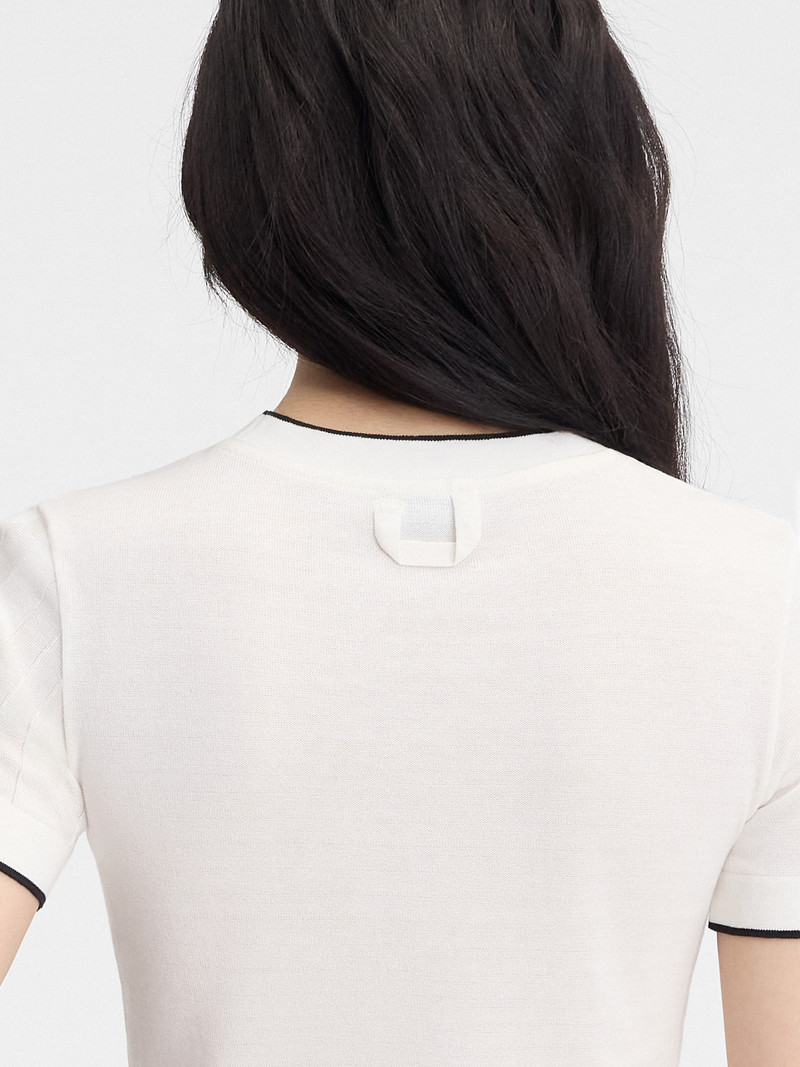 The Tricot t-shirt 4