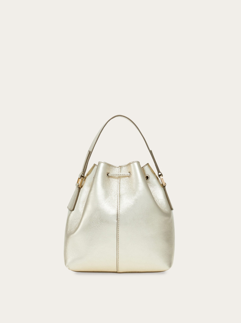 Multipocket bucket bag 3