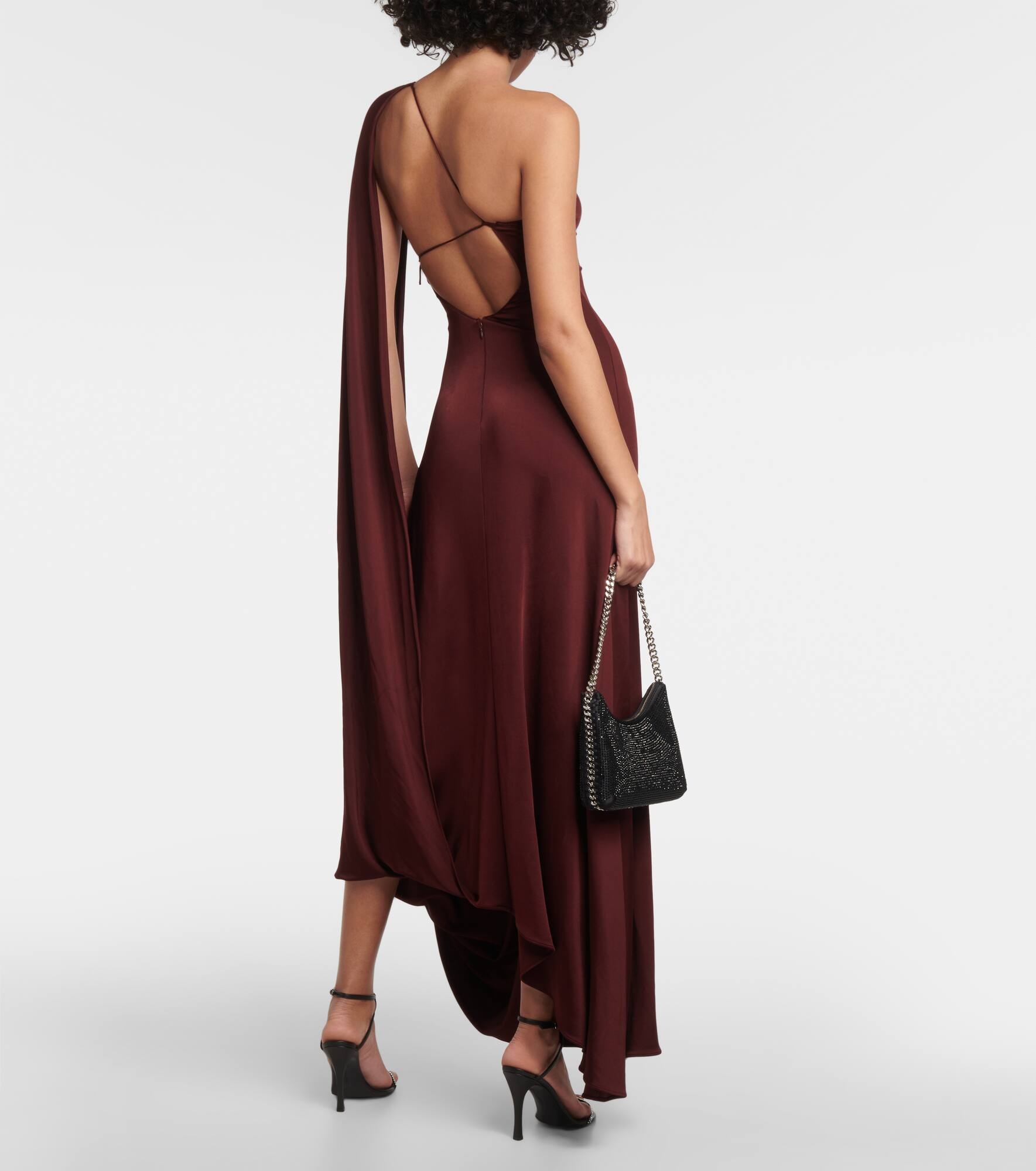 Caped one-shoulder satin gown - 3