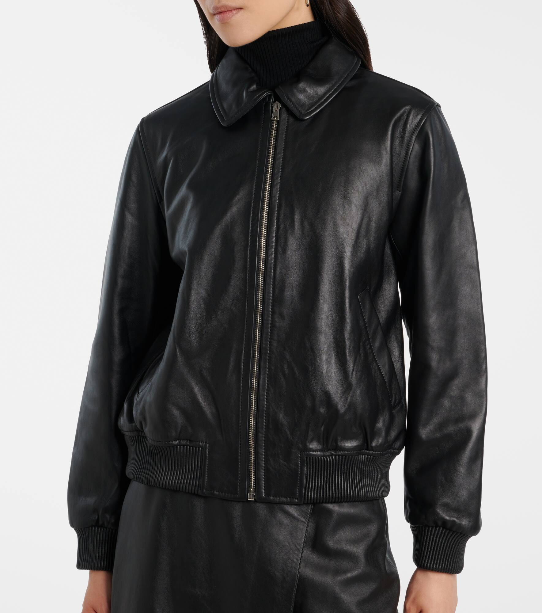 Leather jacket - 6
