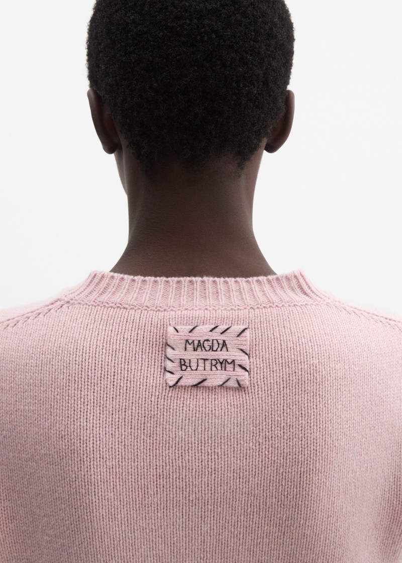 Cashmere V-neck sweater in light pink 4