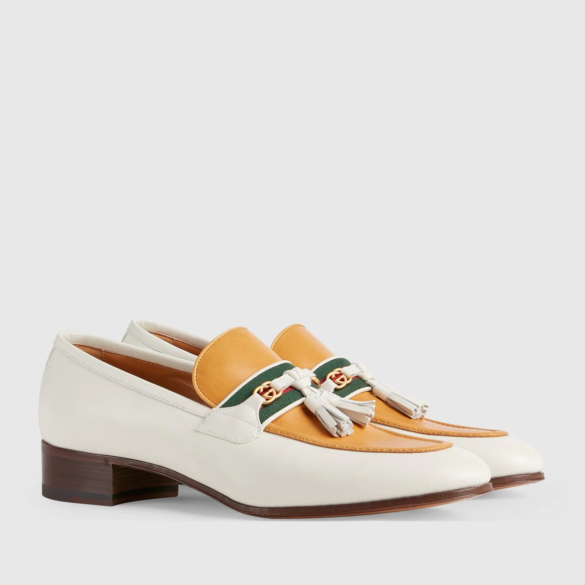 Loafer with tassel - 2