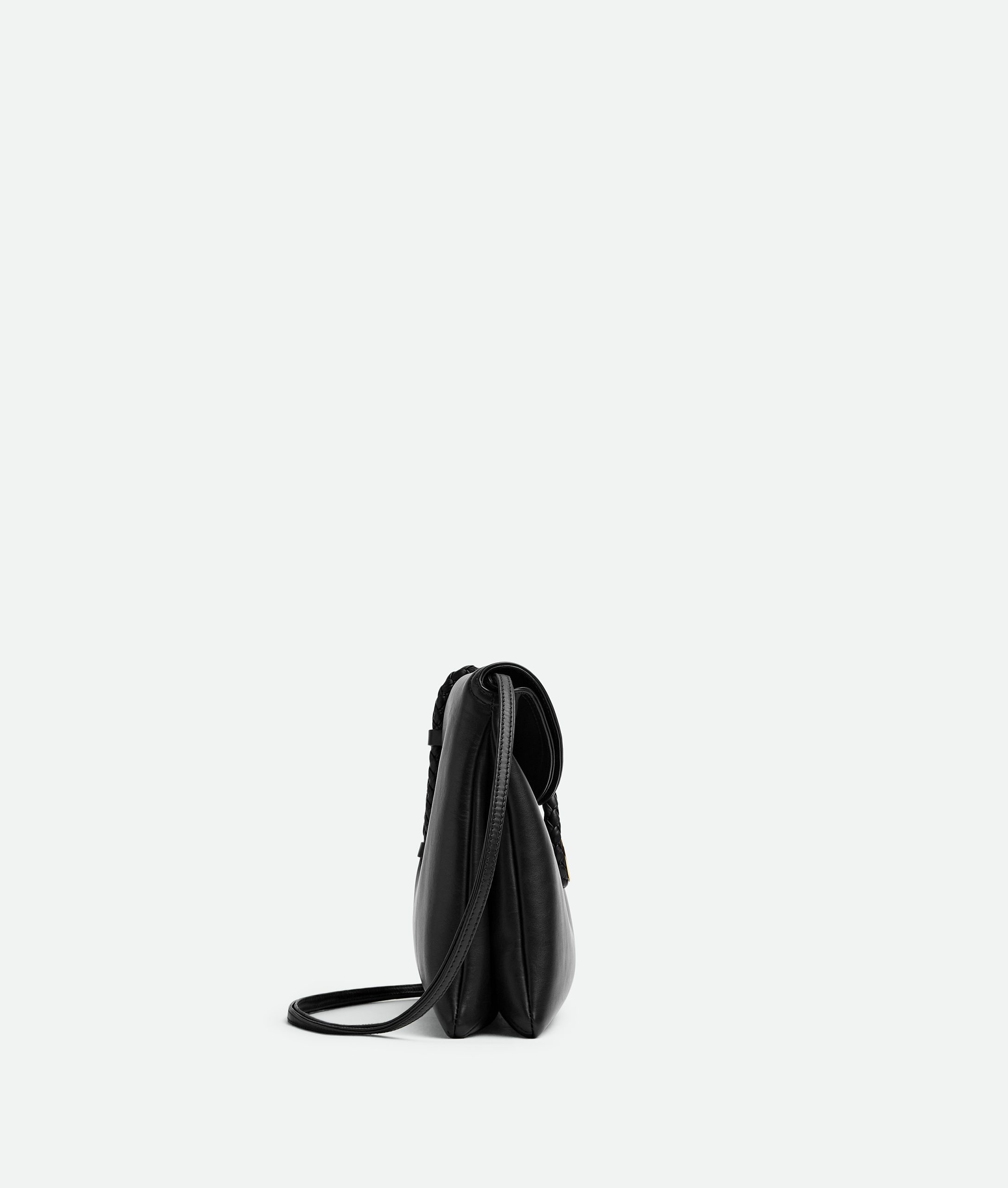 Bottega Veneta – Liberta Medium – Black - 2