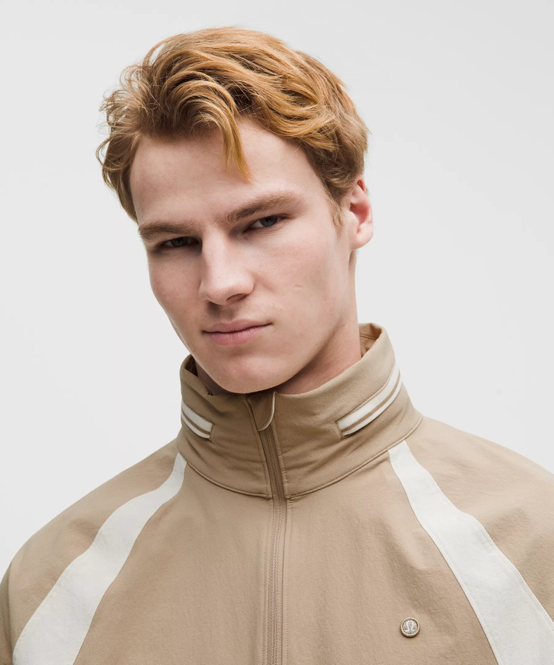 Water-Repellent Golf Half-Zip Pullover 10