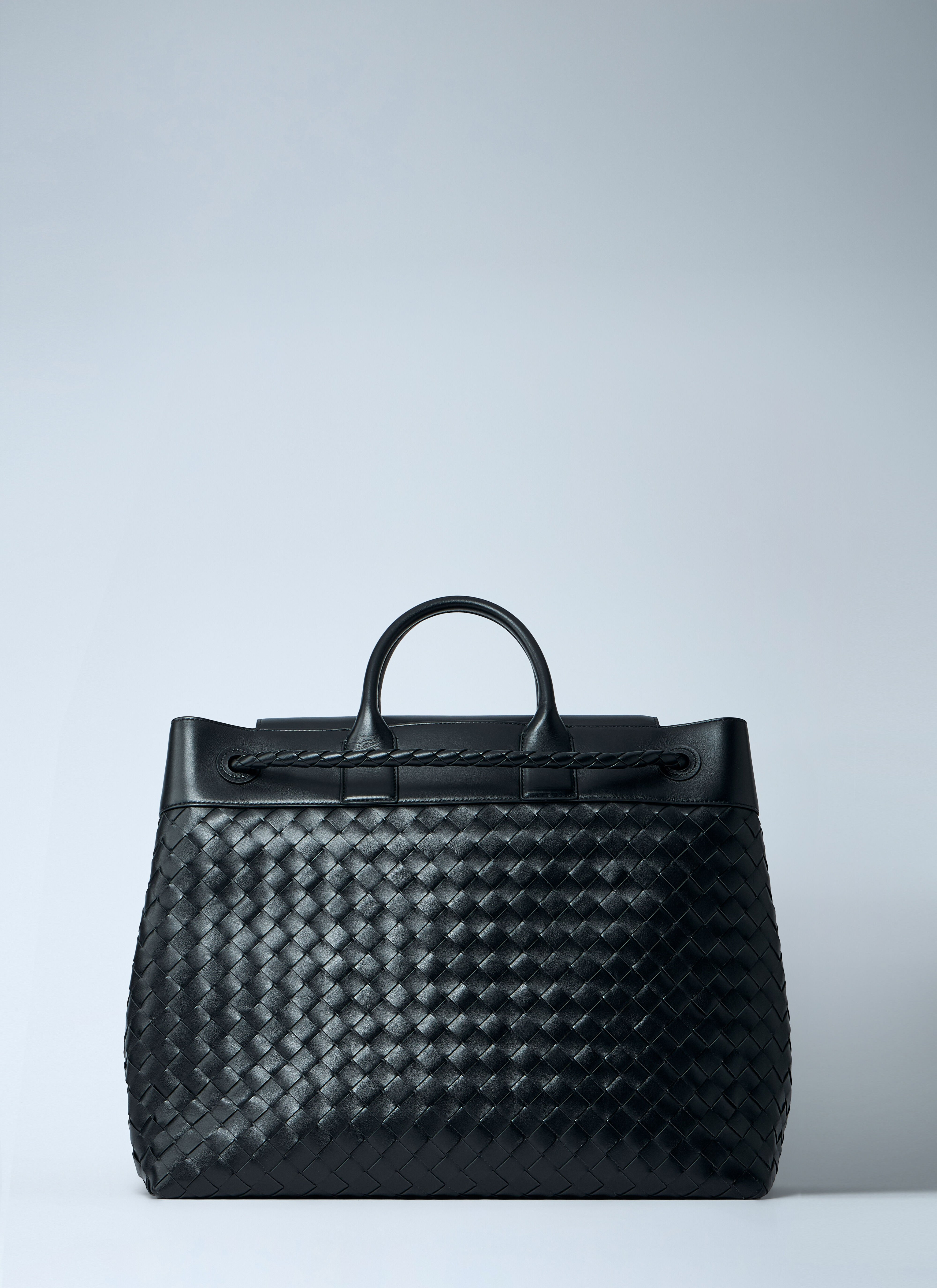 Andiamo Voyager Handbag - 3