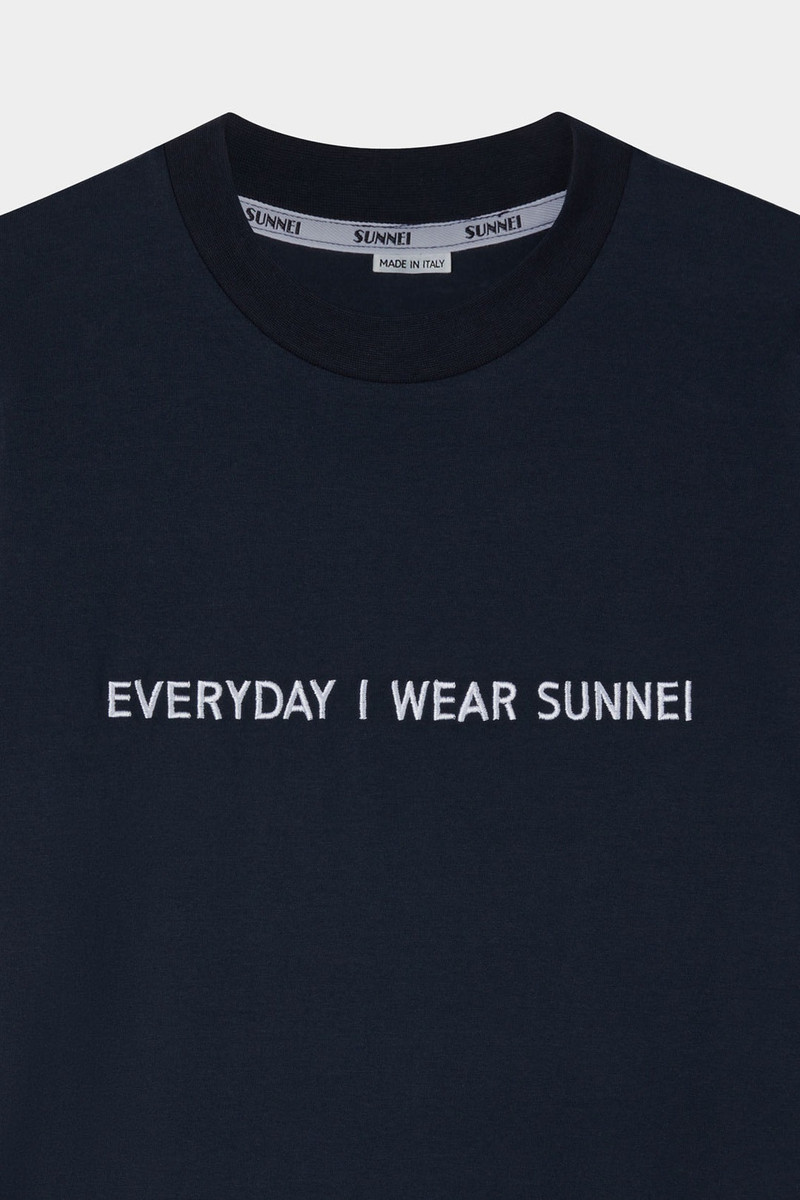 BLUE T-SHIRT WITH EVERYDAY I WEAR SUNNEI EMBROIDERY 3