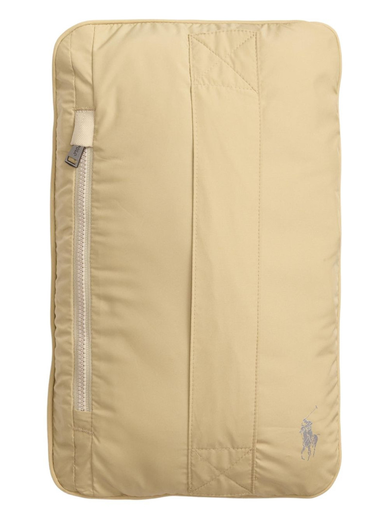 zip-up mock-neck gilet 5