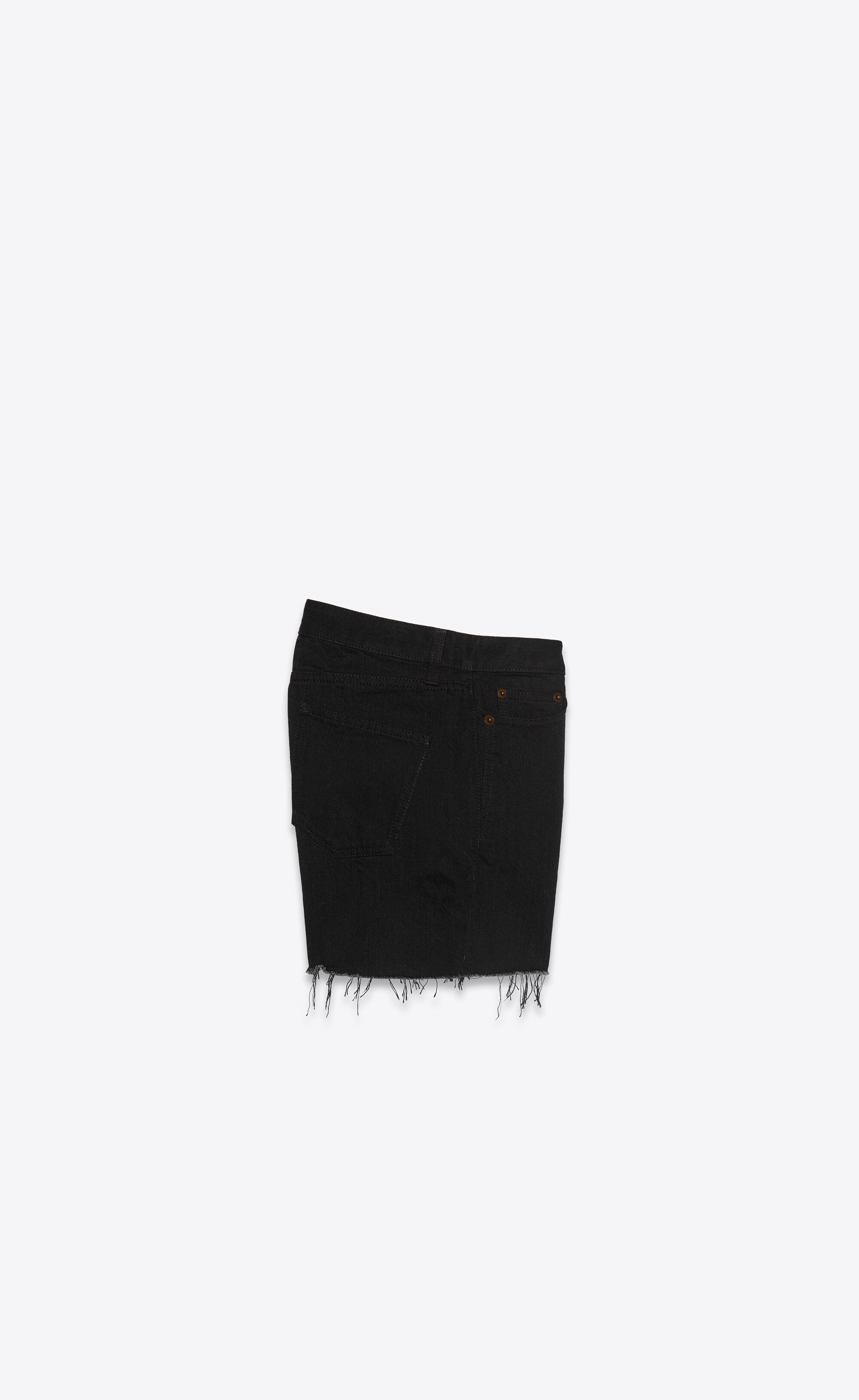 raw-edge jean shorts in worn black denim - 2