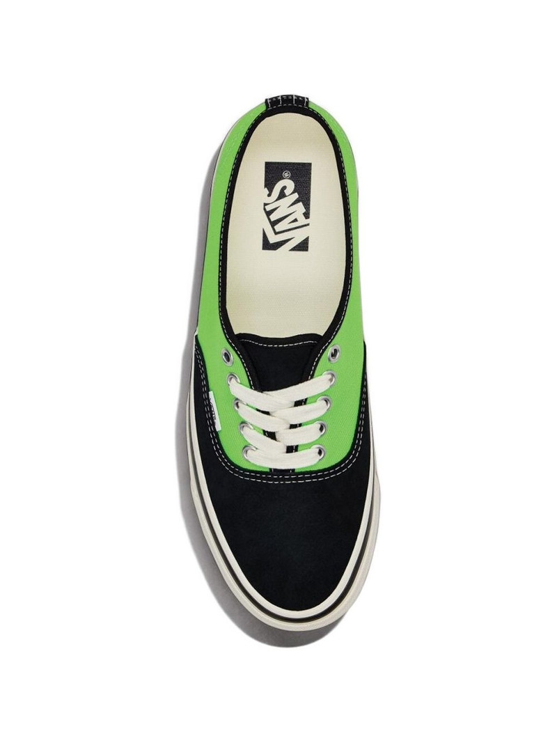 Vans Authentic sneakers outlook