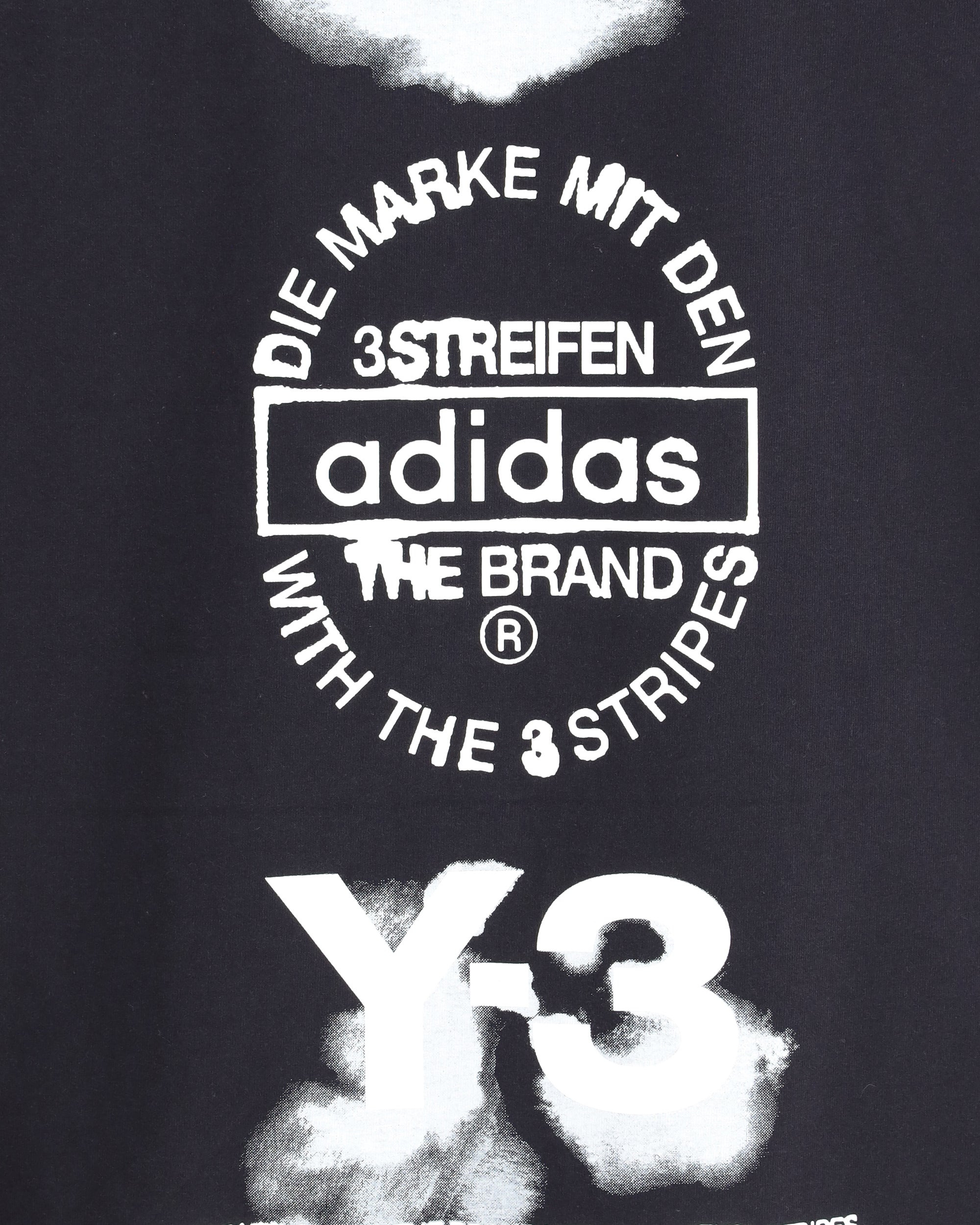 T-Shirt with maxi print - 3