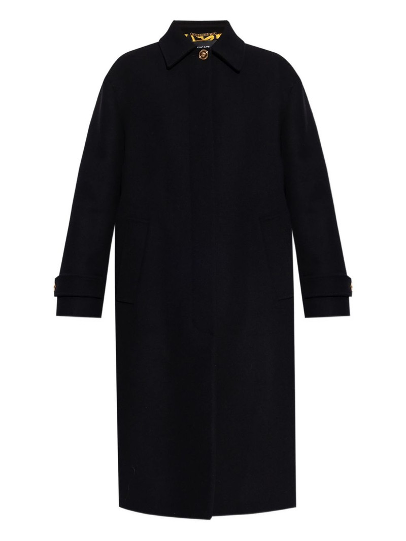 single-breasted coat 1