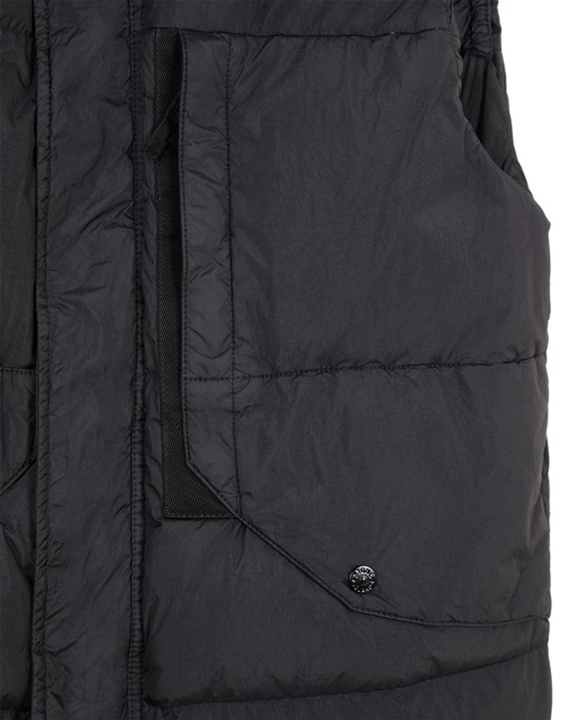 G0423 GARMENT DYED CRINKLE REPS RECYCLED NYLON DOWN BLACK 5