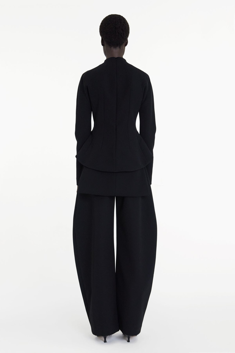 A.W.A.K.E. MODE CURVED HEM TOP BLACK outlook