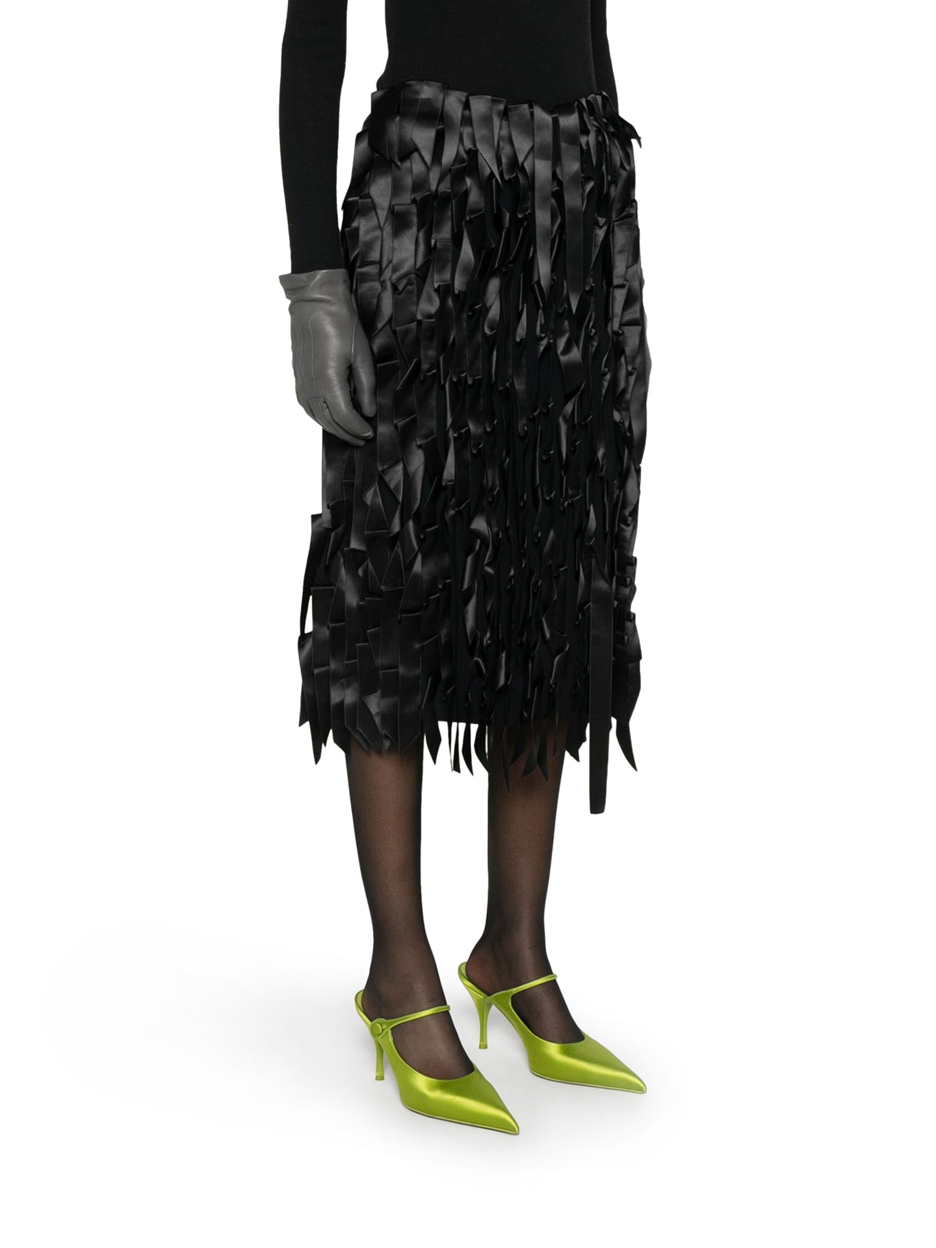 SKIRT WITH APPLIQUÉS - 3