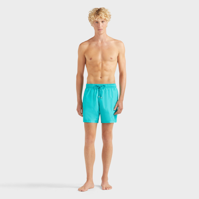 Vilebrequin Men Ultra-Light and Packable Swim Trunks Solid outlook