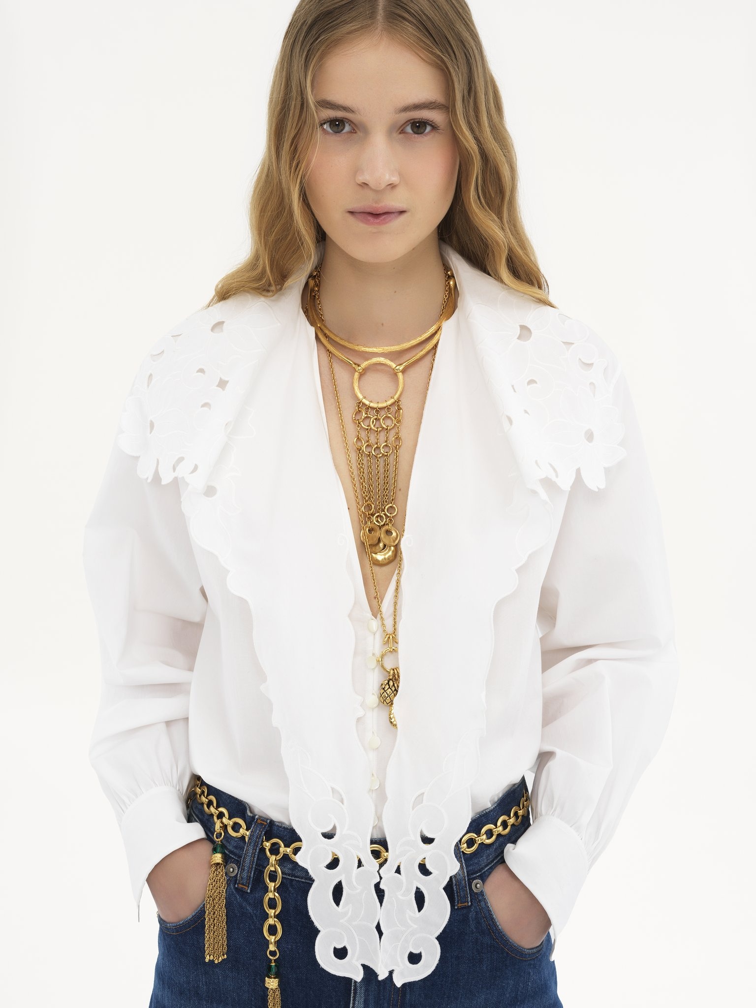 EMBROIDERED LAVALLIÈRE SHIRT IN COTTON POPLIN - 6