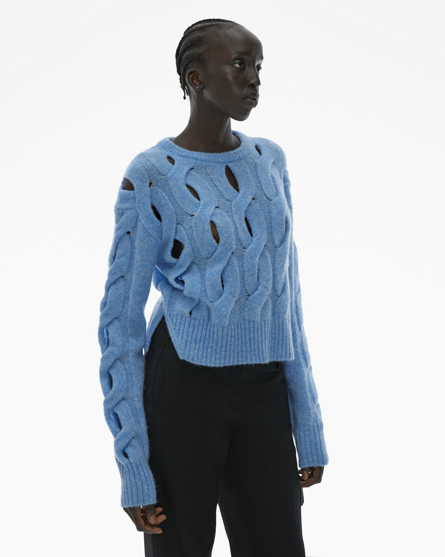 CROPPED CABLE KNIT SWEATER - 5