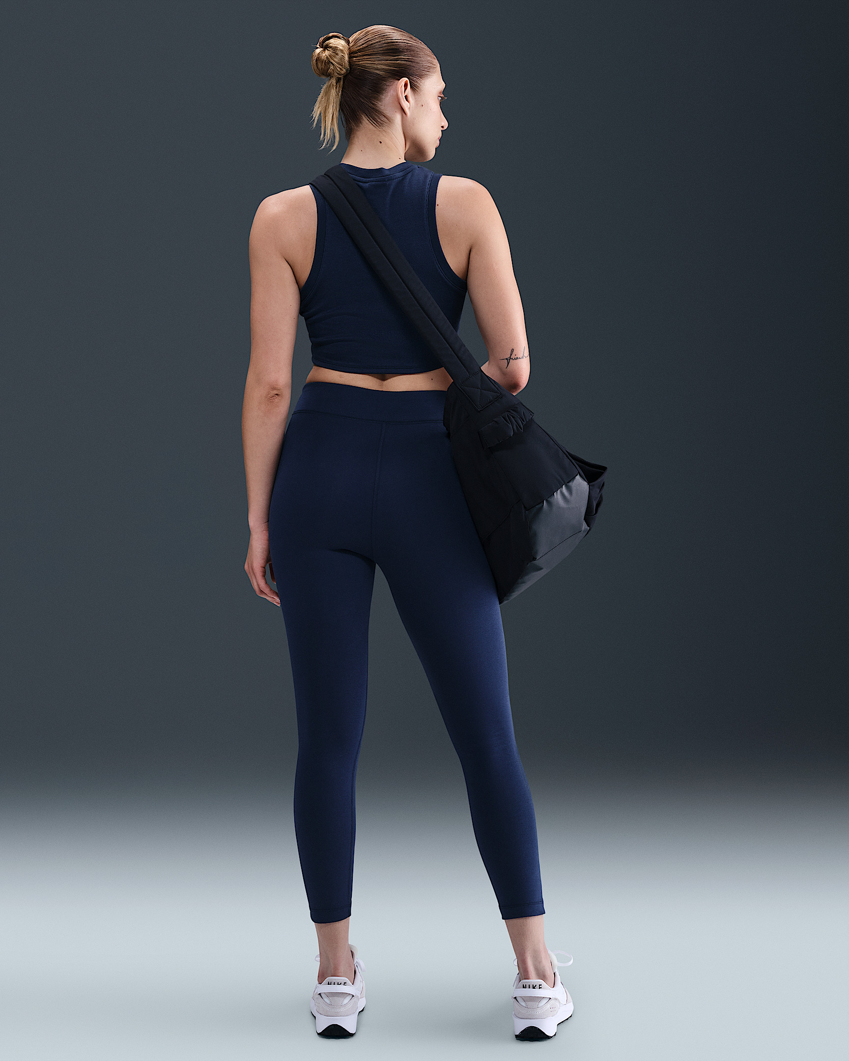 Nike Sportswear Classic Women's High-Waisted 7/8 Leggings - 4