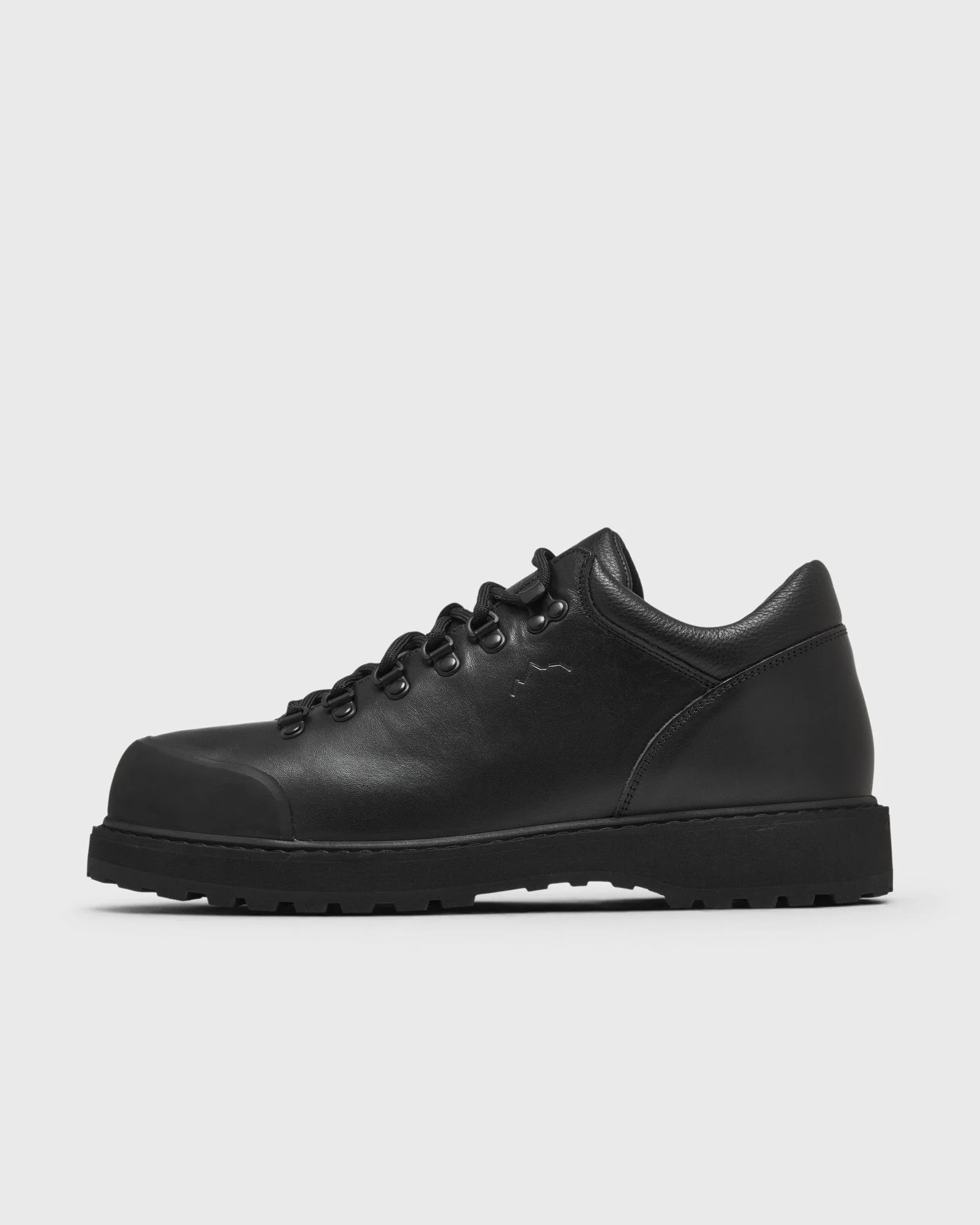 CORNARO BLACK - 1
