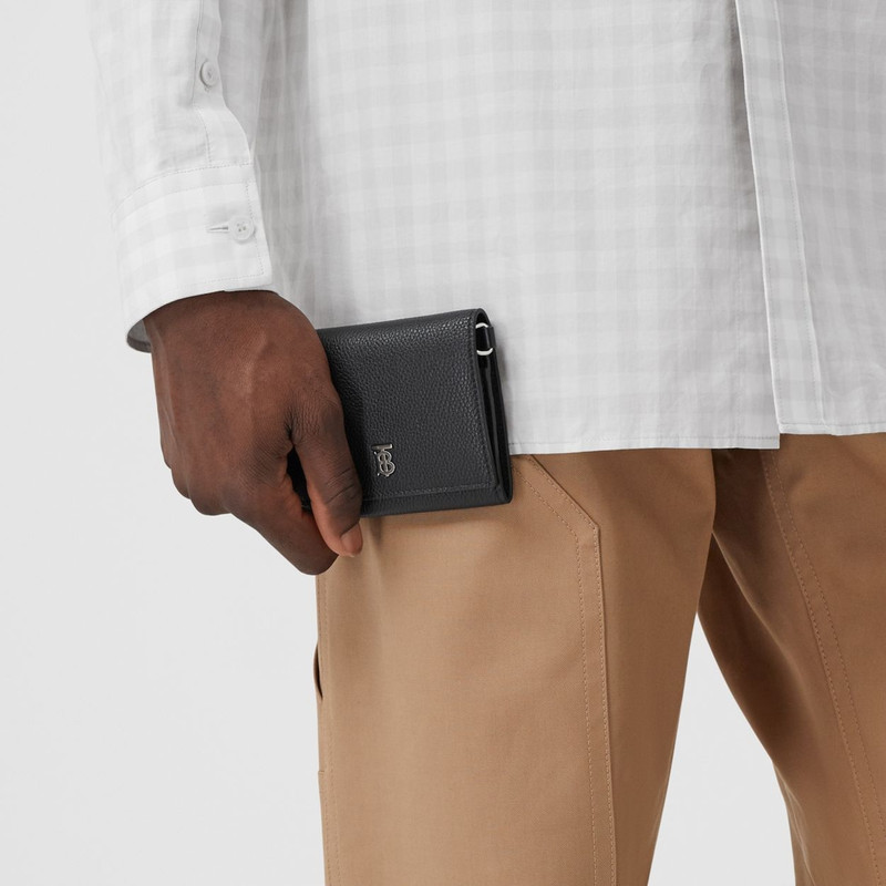 Small Grainy Leather Wallet with Detachable Strap 4