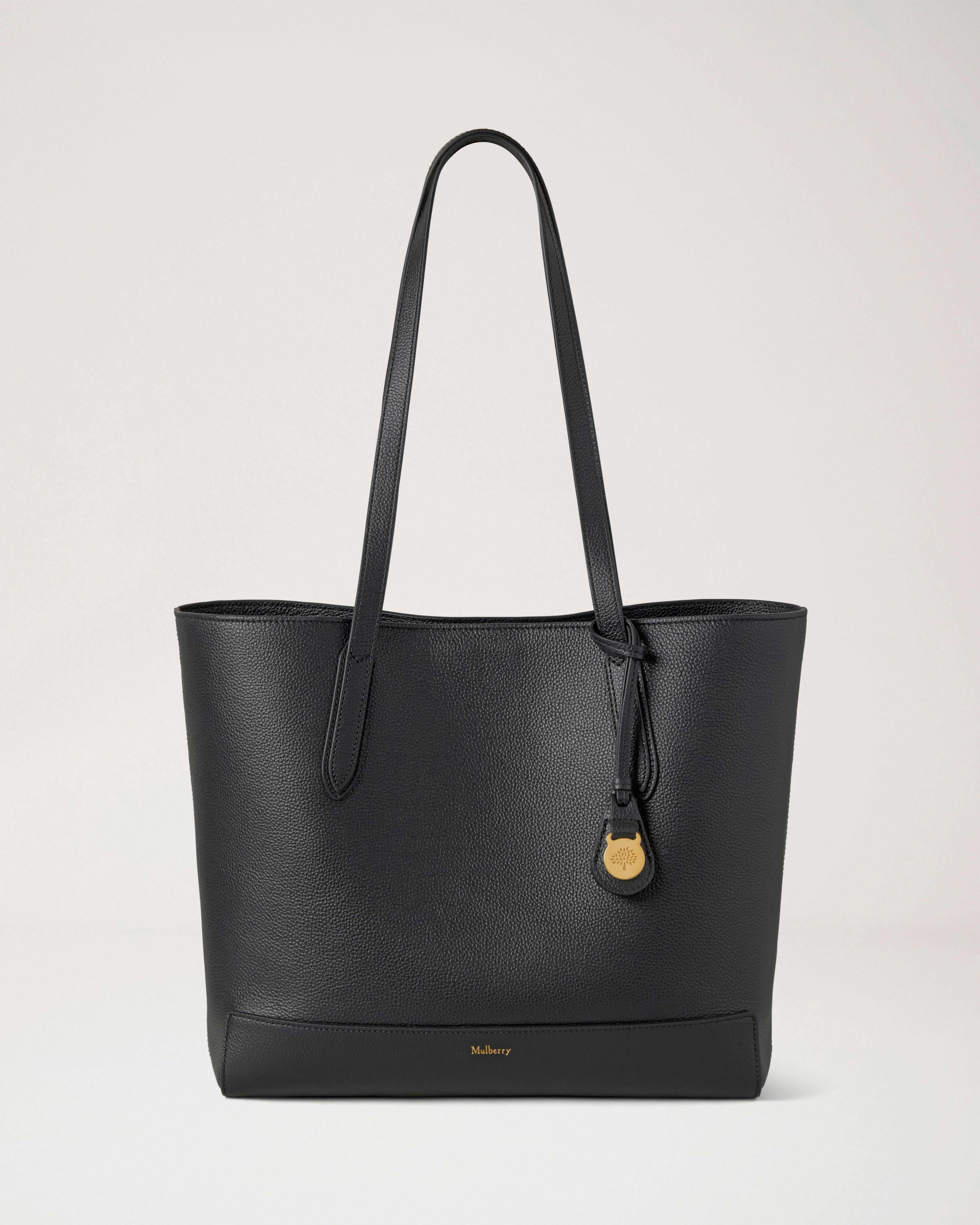 Shopper
Black Small Classic Grain - 1