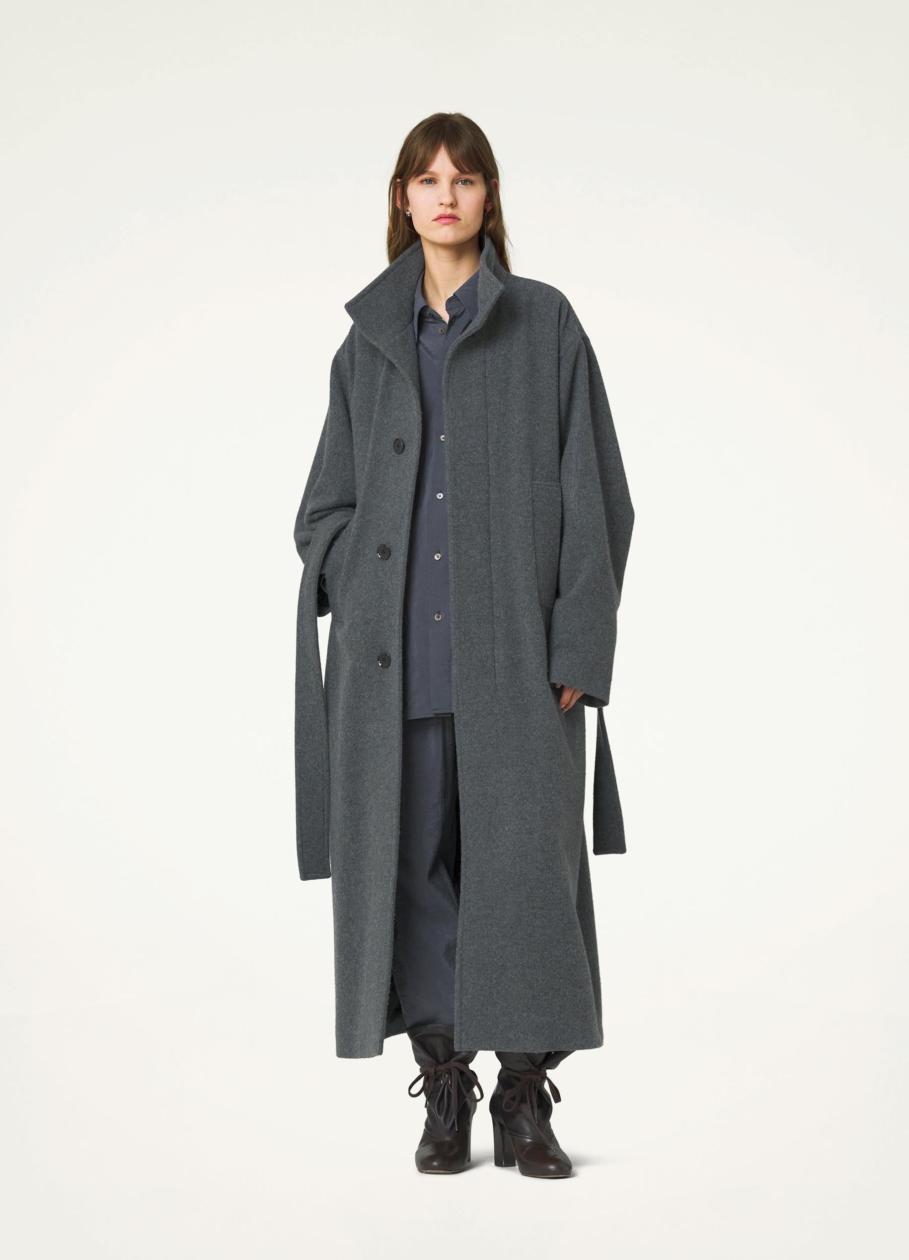 BATHROBE COAT
WOOL CASHMERE - 8