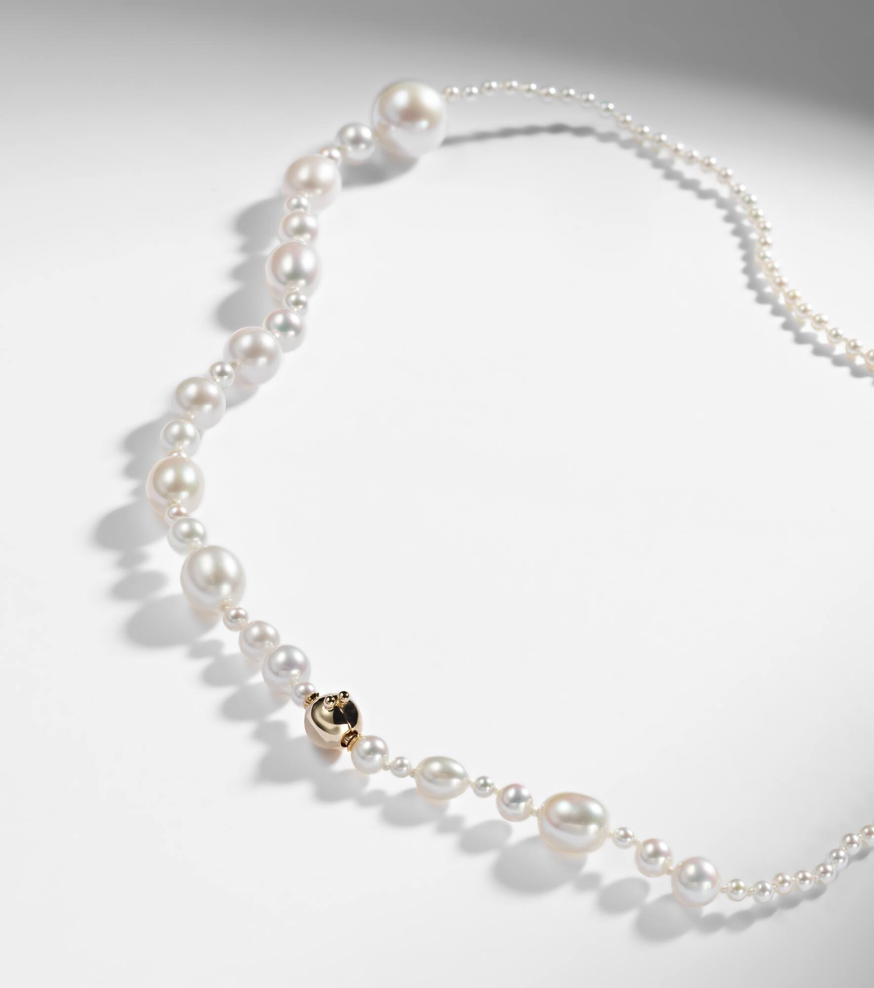 Amis Peggy 14kt gold necklace with freshwater pearls - 5