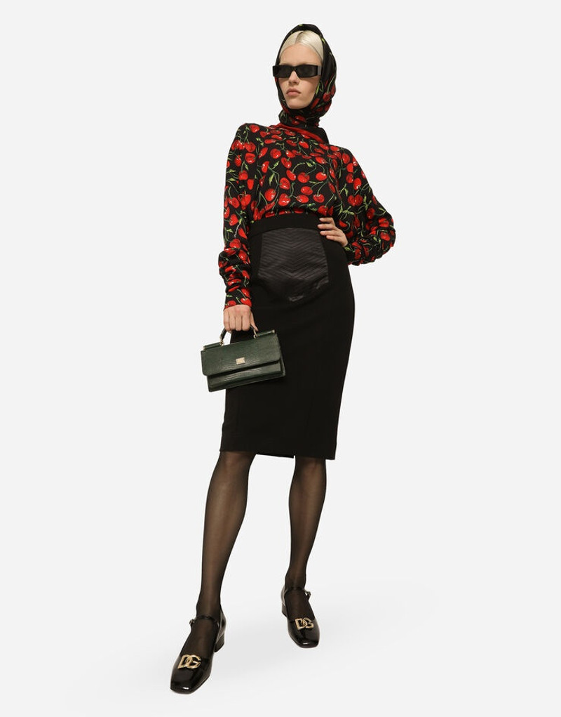 Cherry-print charmeuse top with gathered sleeves 5