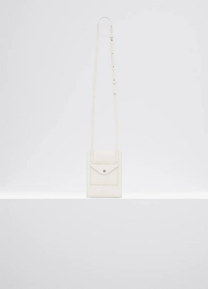 ENVELOPPE WITH STRAP 4