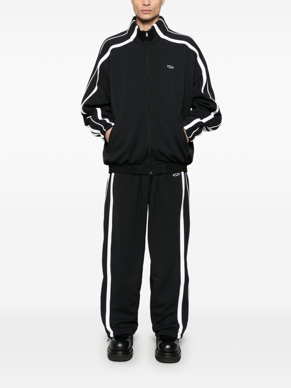 oval-logo jacket - 2