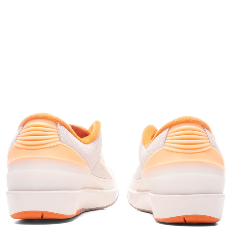 Jordan AIR JORDAN 2 LOW CRAFT MELON TINT - SAIL/MELON TINT/LIGHT CURRY outlook