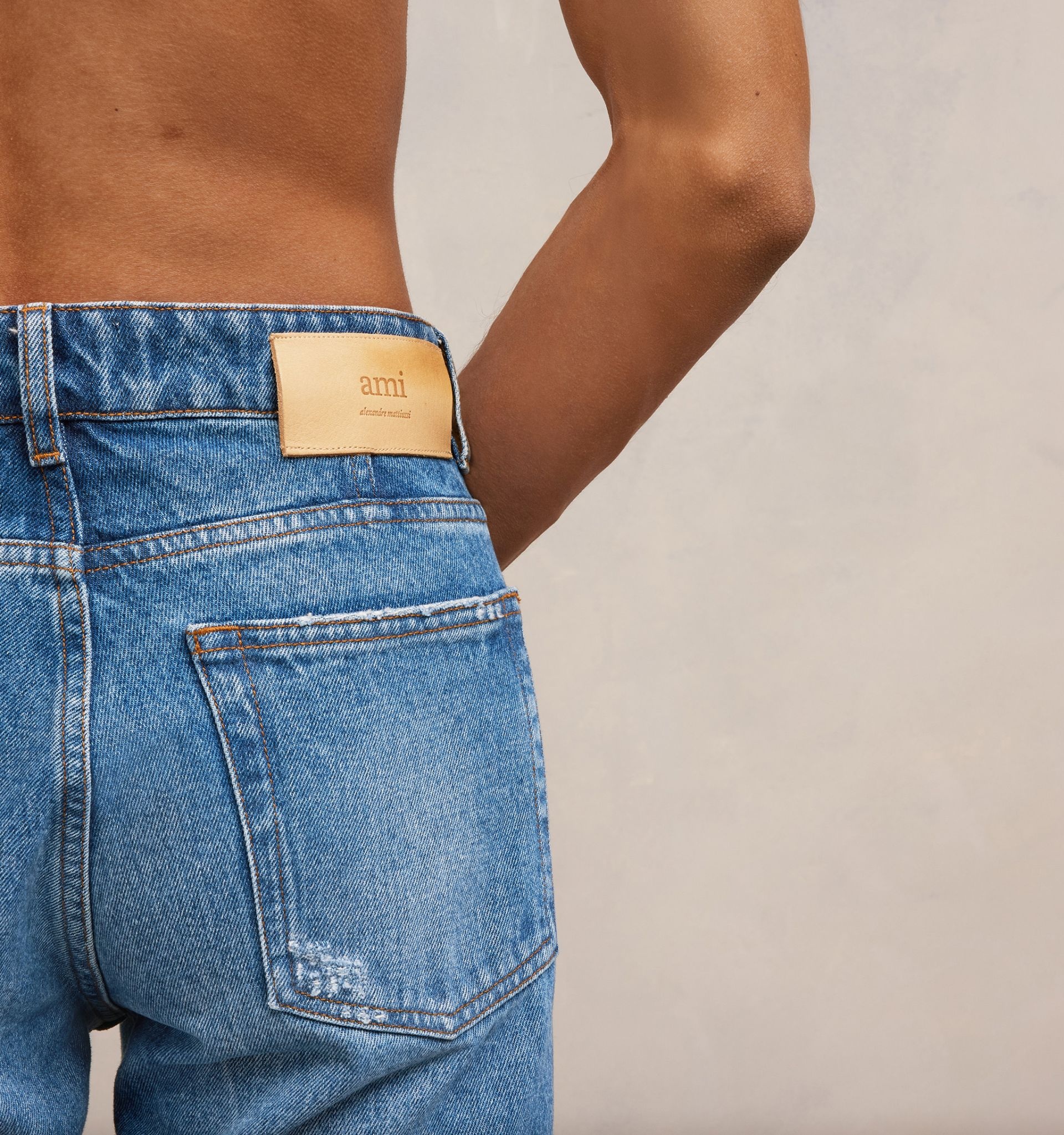 Classic Fit Jeans - 7