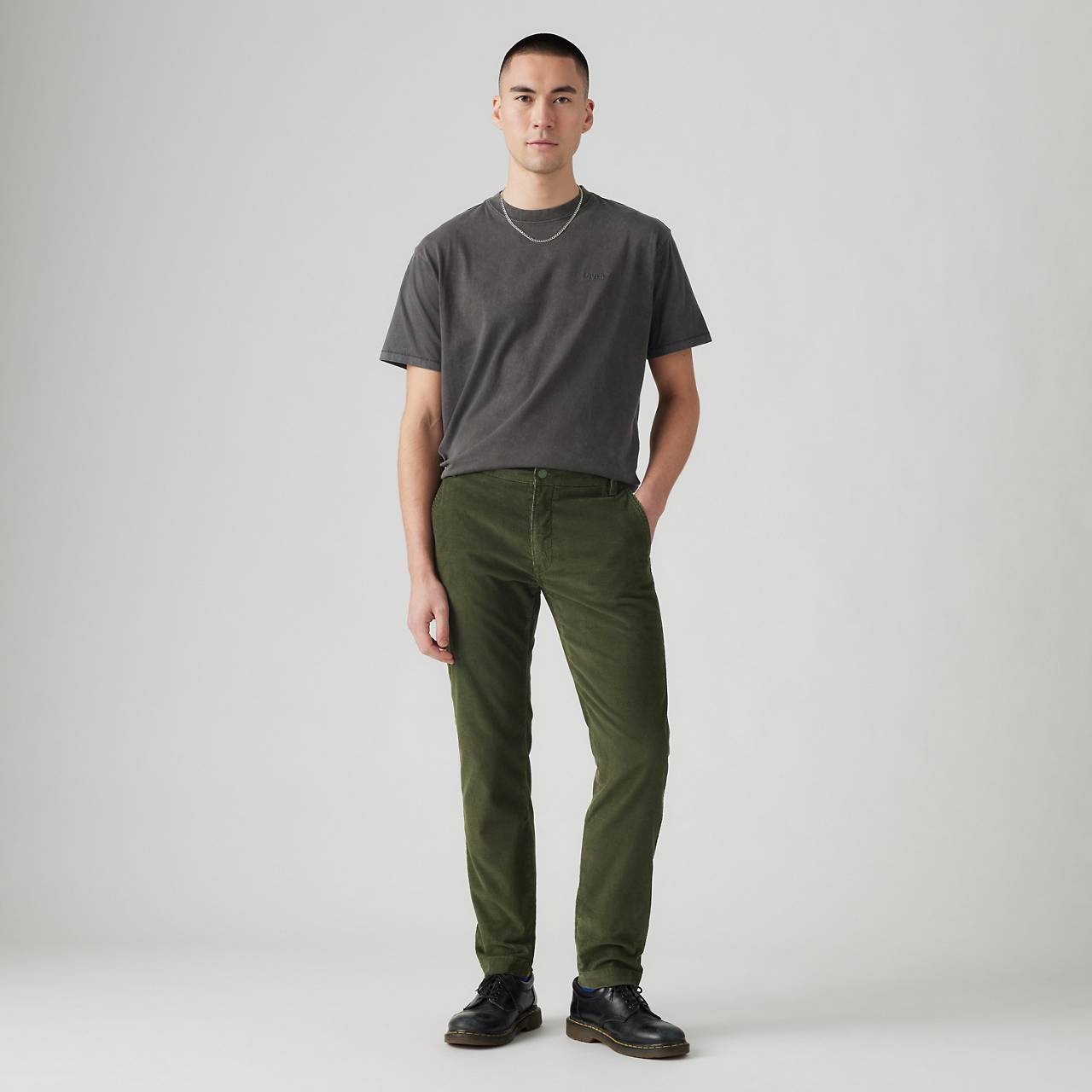 LEVI'S® XX CHINO STANDARD TAPER FIT CORDUROY MEN'S PANTS - 2