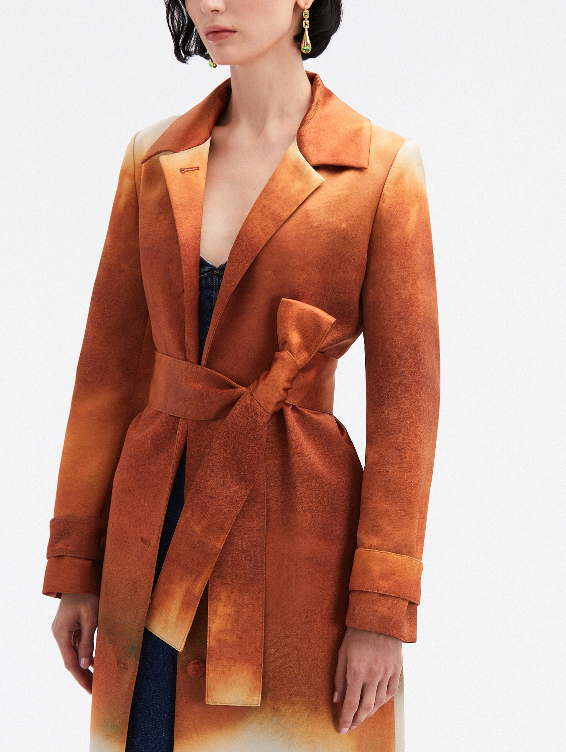 ABSTRACT OMBRÉ SATIN TRENCH COAT - 4