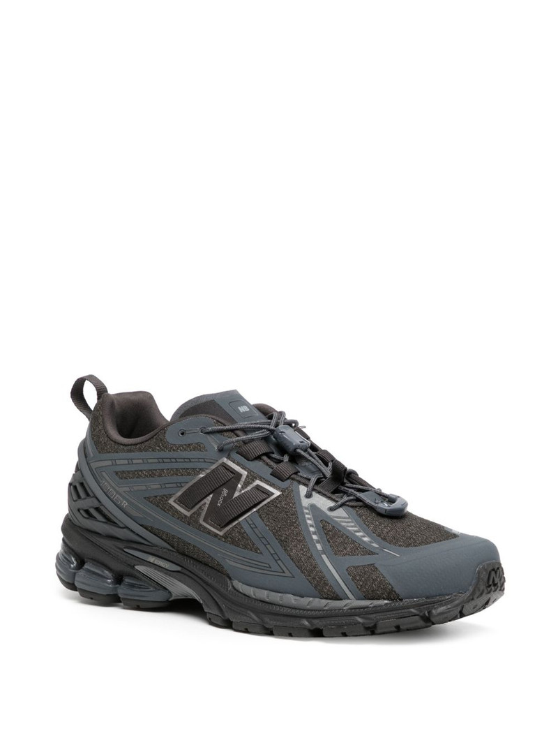 New Balance 1906R sneakers outlook