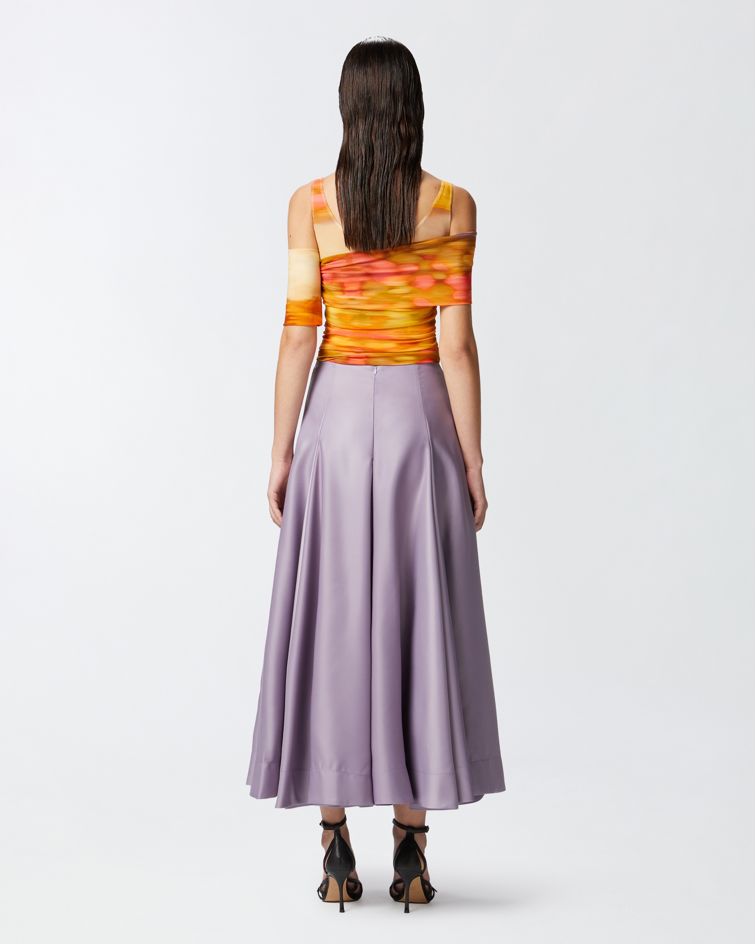 ELEGANT PLEATED SKIRT IN SHINY DUCHESSE - 4