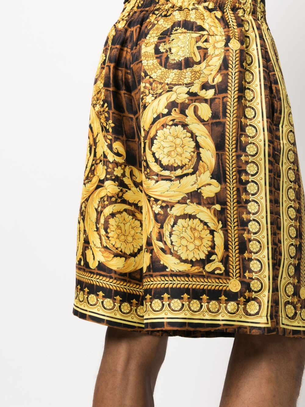 Barocco-print silk shorts - 5