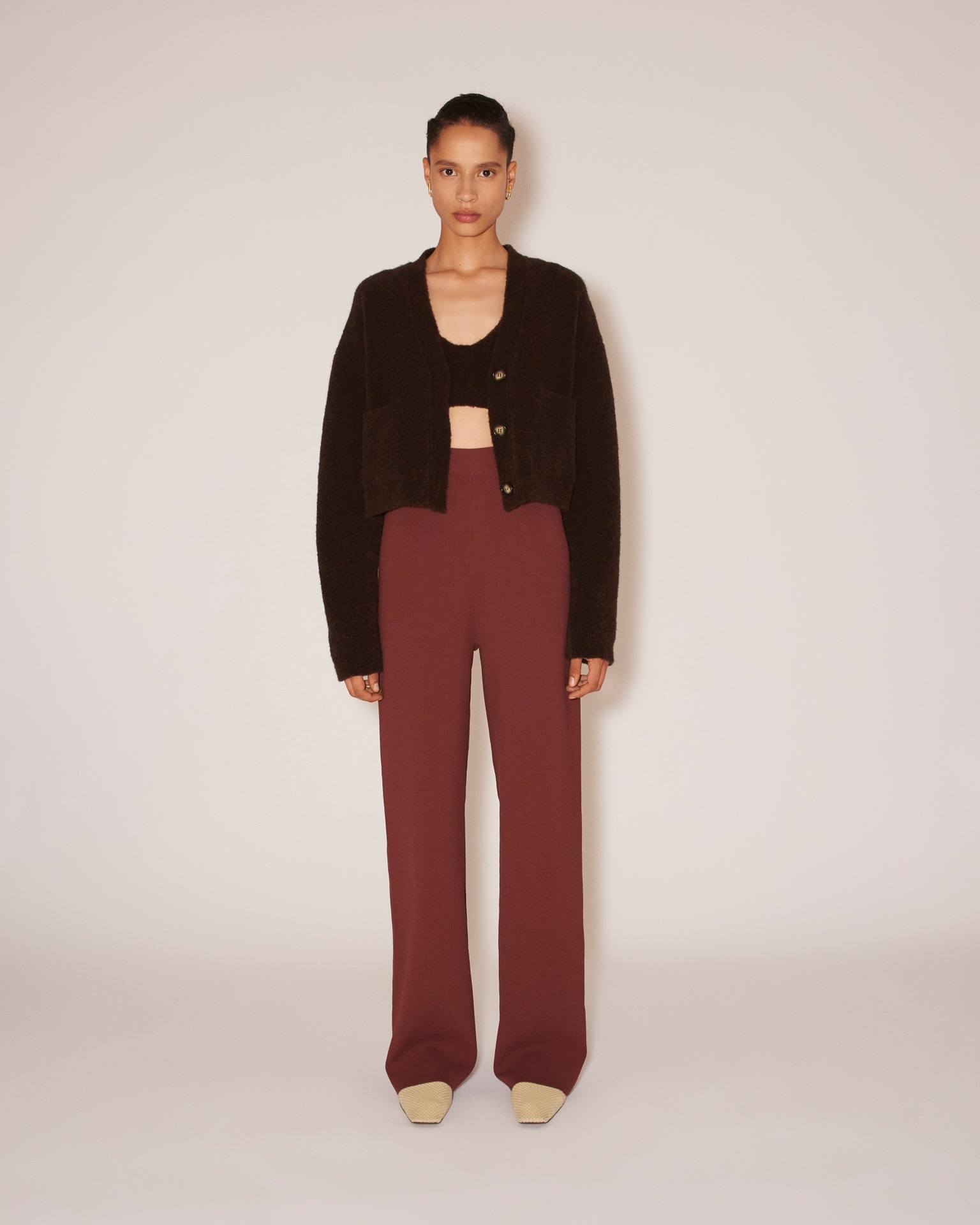 DOMINO - Compact viscose wide leg ankle split pants - Mahogany - 3