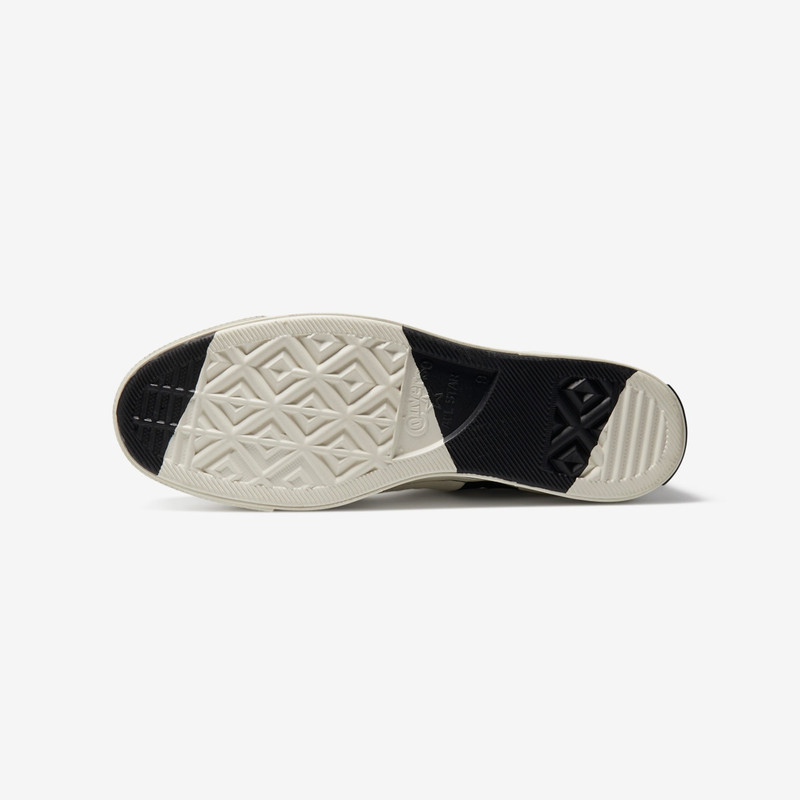 Chuck 70 Plus 4
