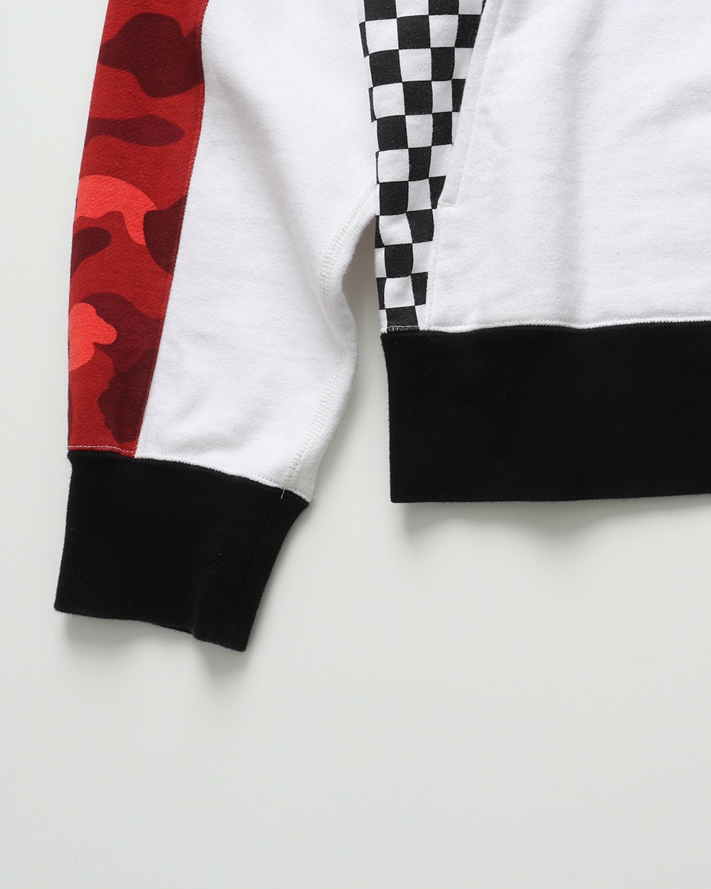 A BATHING APE - 6