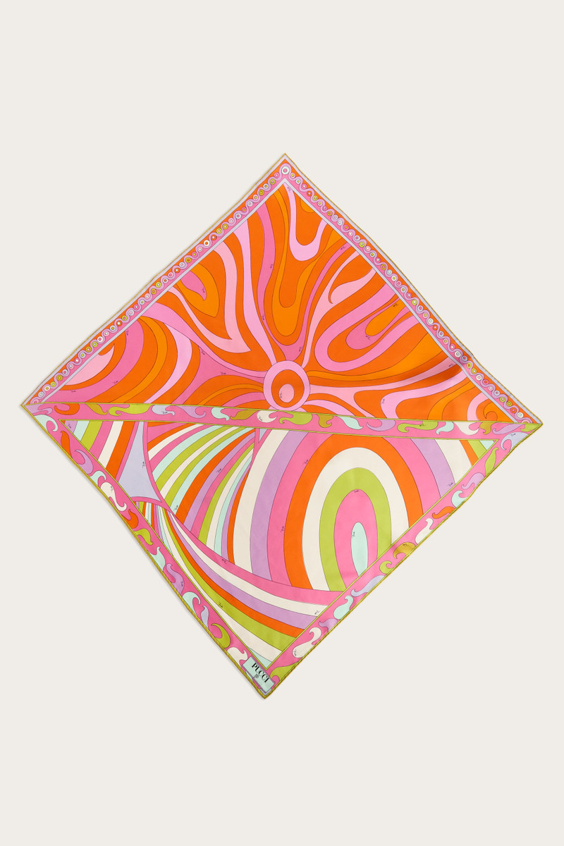 IRIDE AND MARMO PRINT SILK CARRE 1