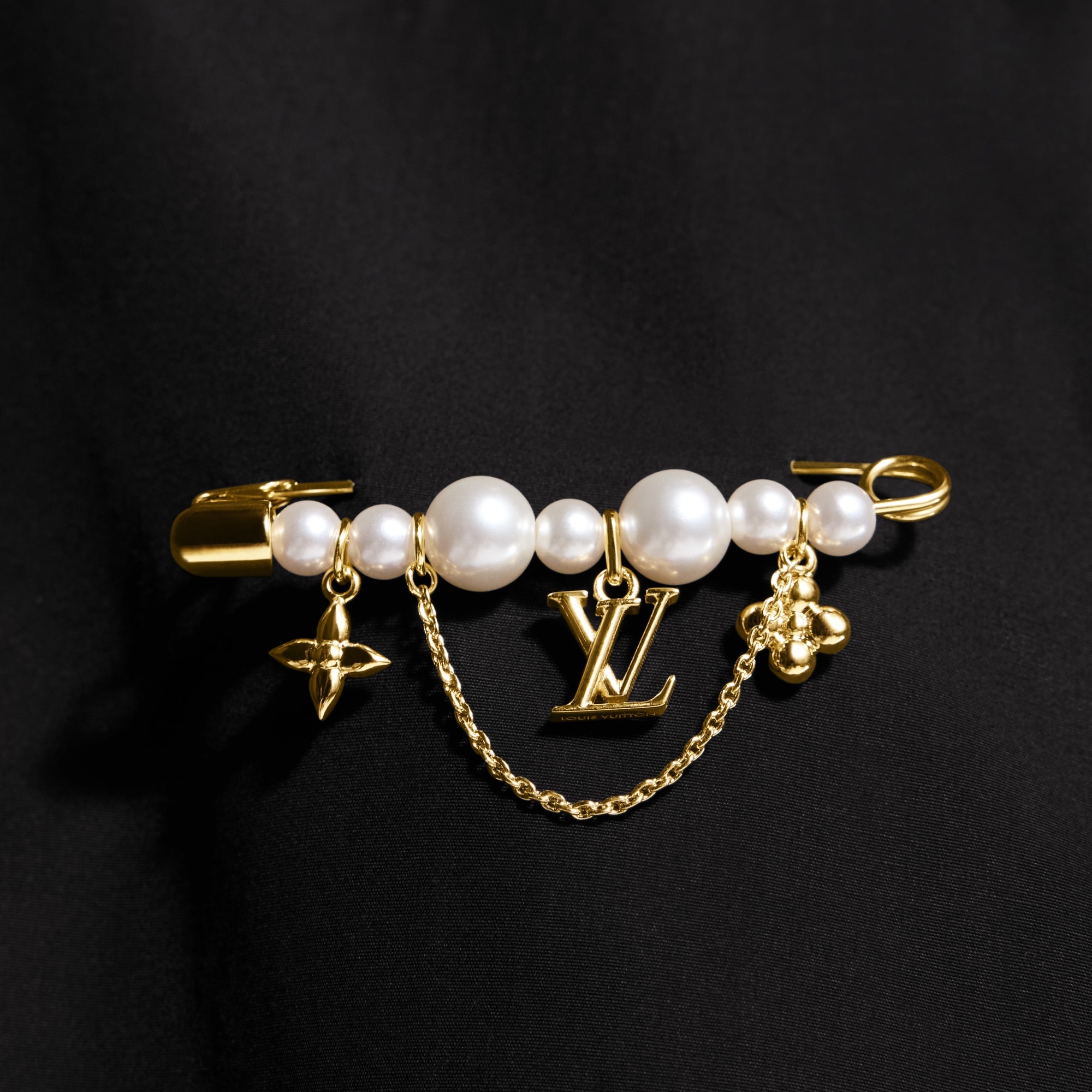 Pearl River Brooch - 4